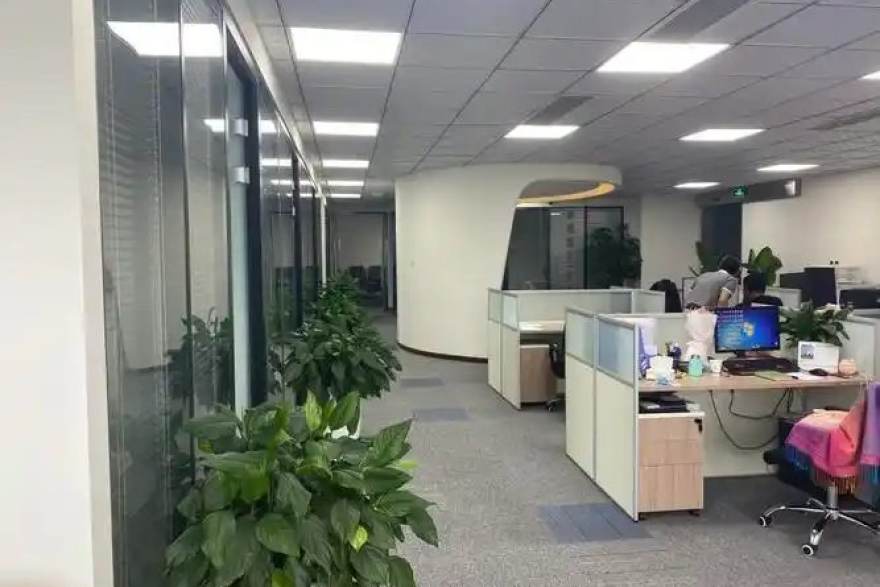 免费看球赛的app 赛季中段观赛前瞻：免费看球赛的app画质与多端同步实战解析